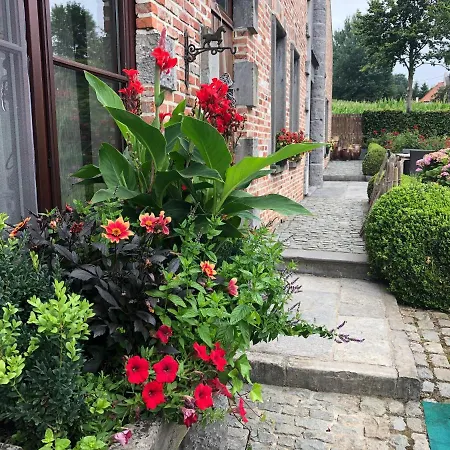 Au Coeur Des Collines, Charmette *