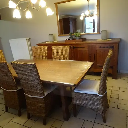 Au Coeur Des Collines, Charmette 펜션 *