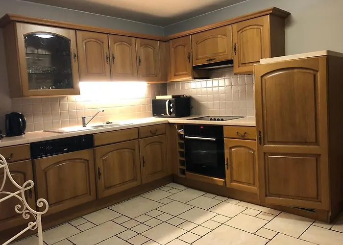 Au Coeur Des Collines, Charmette Ellezelles